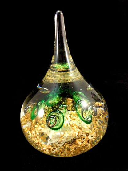 Teardrop paperweight in gold and green