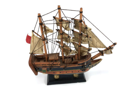 Charming model of HMS Bounty
